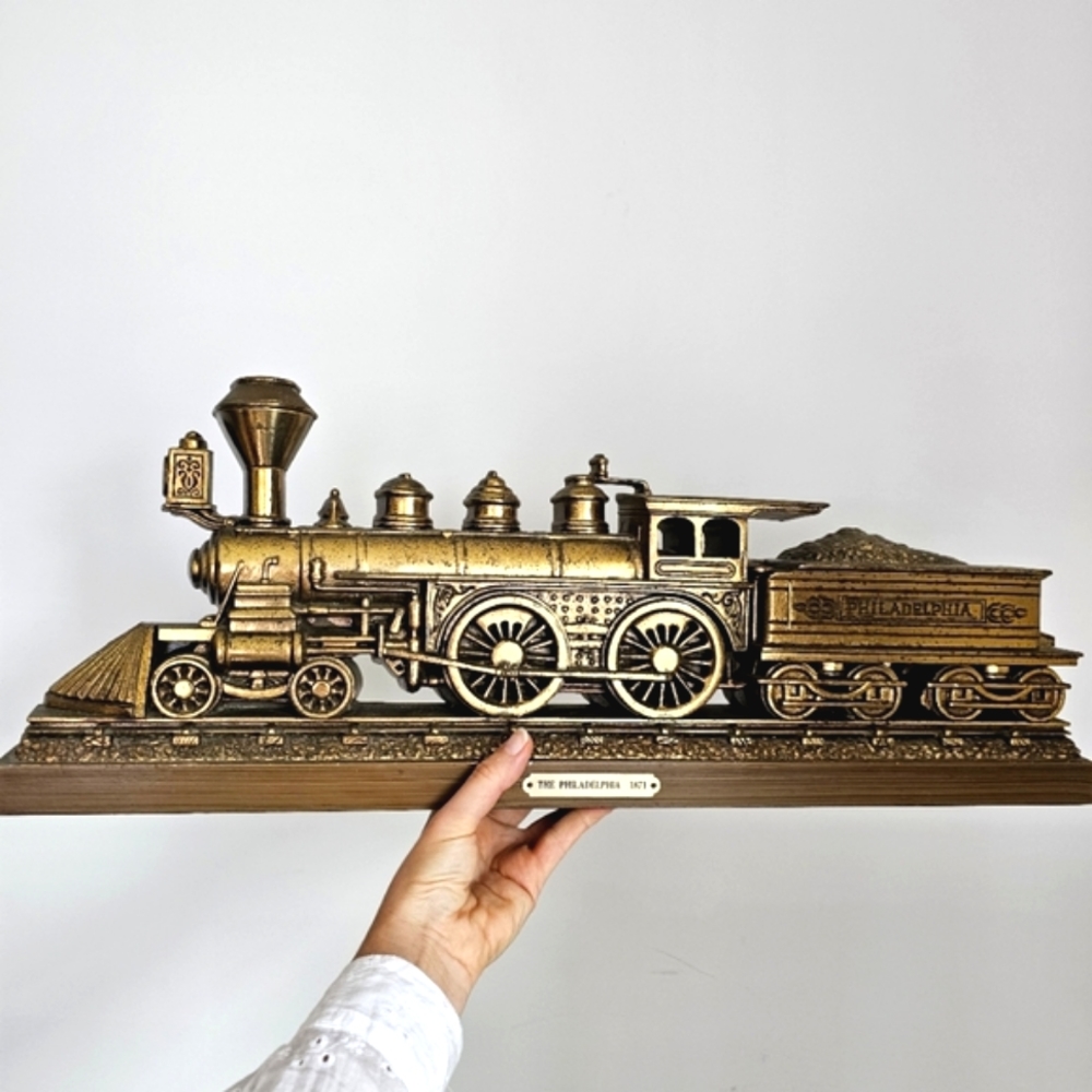 Vintage Burwood Philadelphia 1871 Train Locomotive Wall Art Bronze Tone Decor